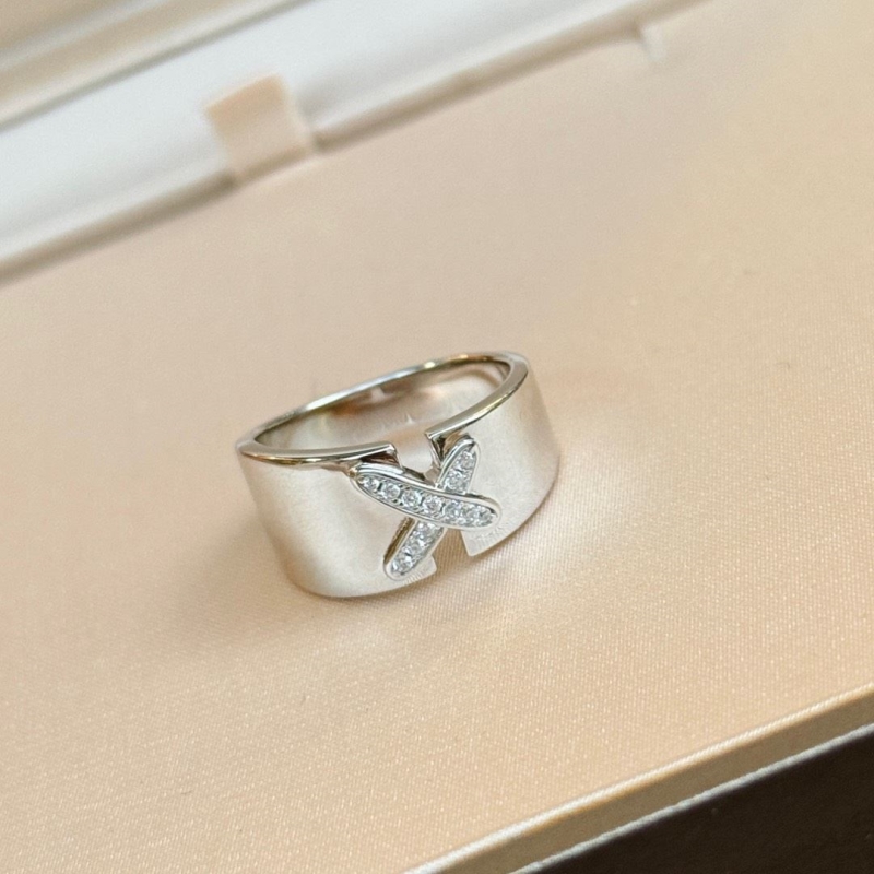 CHAUMET